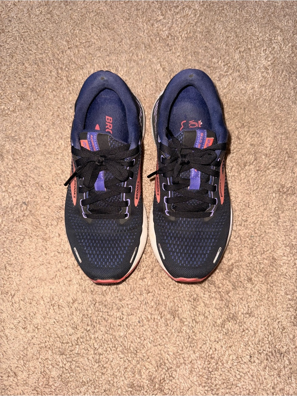 Brooks Adrenaline GTS 22